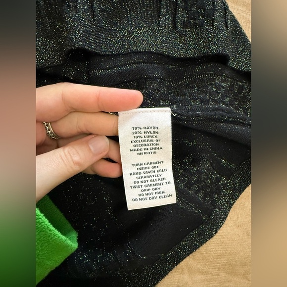 Nanette Lepore knit stretchy Elegant lurex blend Black Pleated Skirt - Picture 2 of 4